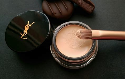 Yves Saint Laurent Couture eye primer 